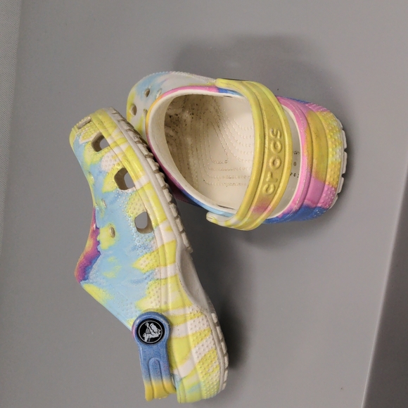 Crocs - Picture 3 of 4